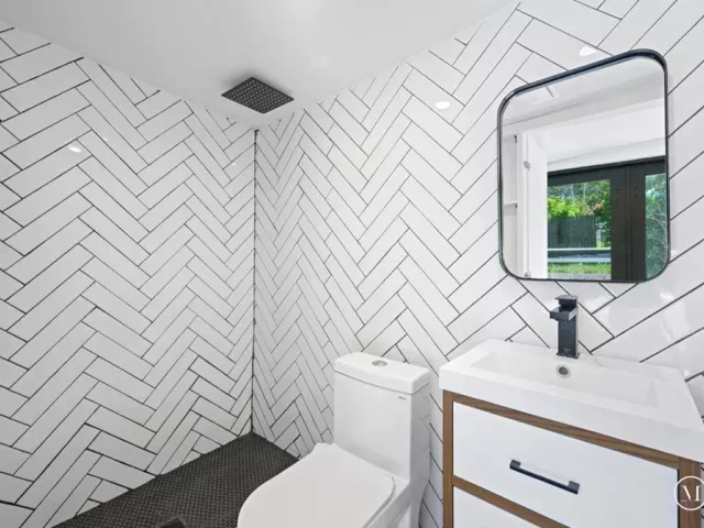 Продажа дома по адресу 823 33RD Street - фото 9365298