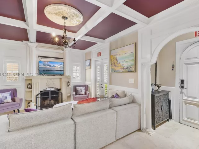 Продажа дома по адресу 312 Fillmore St - фото 9346504