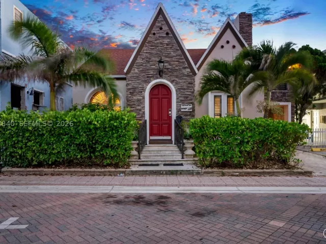 Продажа дома по адресу 312 Fillmore St - фото 9346495