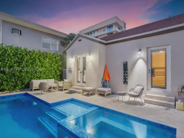 Продажа дома по адресу 312 Fillmore St - фото 9346497