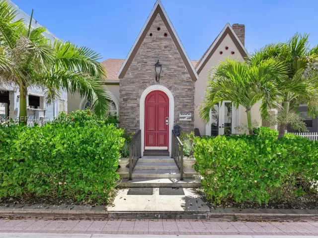 Продажа дома по адресу 312 Fillmore St - фото 9346501