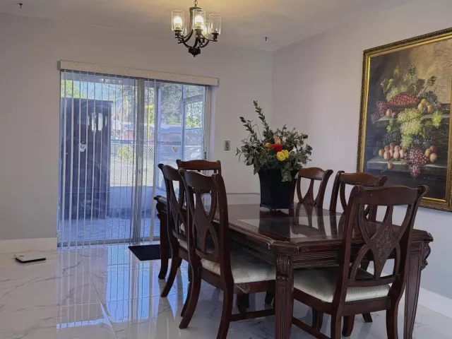 Продажа дома по адресу 7201 MCKINLEY Street - фото 9344500
