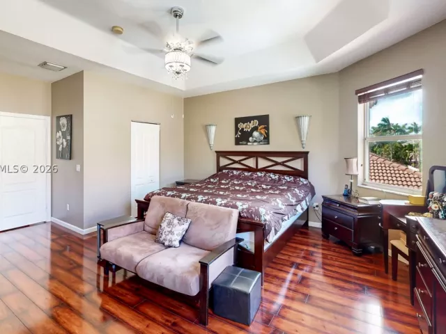 Продажа дома по адресу 2215 Portofino Ave - фото 9368045