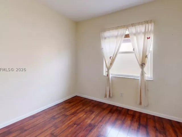 Продажа дома по адресу 2215 Portofino Ave - фото 9368053