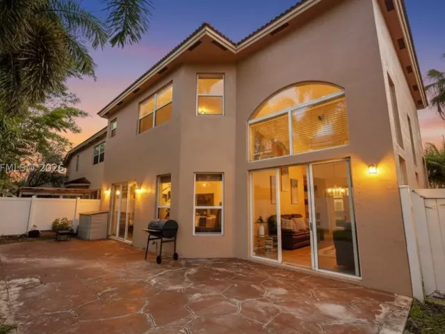 Продажа дома по адресу 2215 Portofino Ave - фото 9368077
