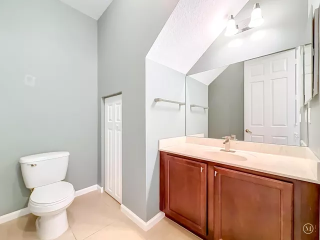 Продажа дома по адресу 57 ATWELL Drive - фото 9365312
