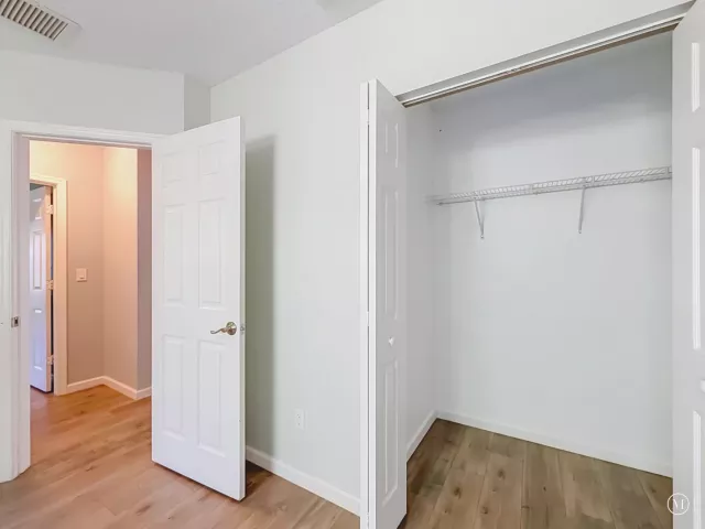Продажа дома по адресу 57 ATWELL Drive - фото 9365324