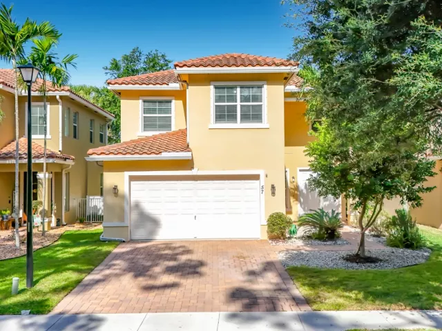 Продажа дома по адресу 57 ATWELL Drive - фото 9365301