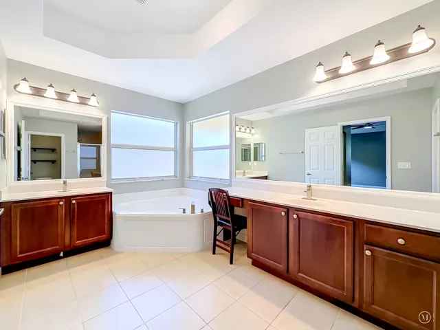 Продажа дома по адресу 57 ATWELL Drive - фото 9365341