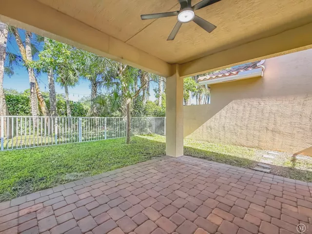 Продажа дома по адресу 57 ATWELL Drive - фото 9365349