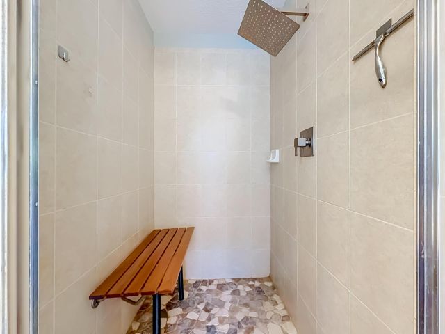 Продажа дома по адресу 57 ATWELL Drive - фото 9365342