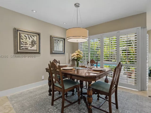 Продажа дома по адресу 13 Dogwood Rd - фото 9373297
