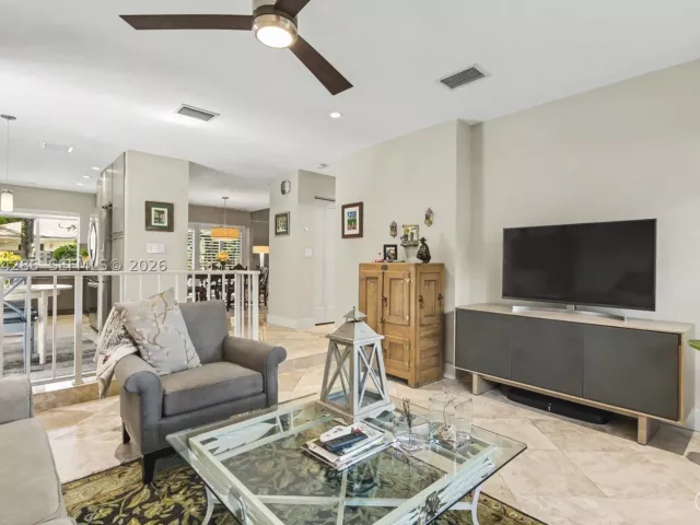 Продажа дома по адресу 13 Dogwood Rd - фото 9373300