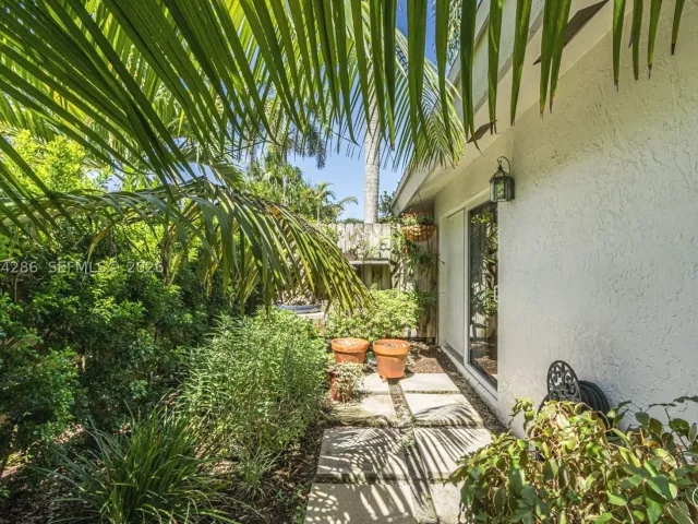 Продажа дома по адресу 13 Dogwood Rd - фото 9373327