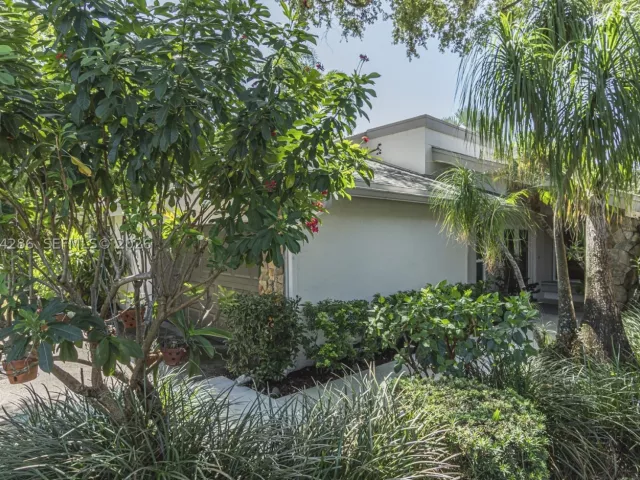 Продажа дома по адресу 13 Dogwood Rd - фото 9373331