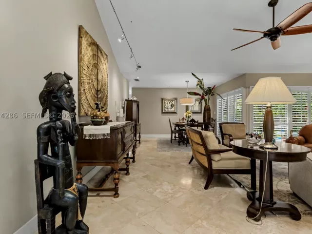 Продажа дома по адресу 13 Dogwood Rd - фото 9373292