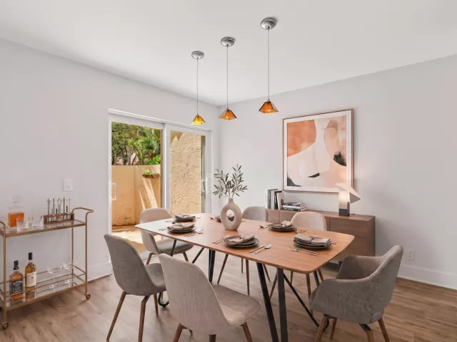 Продажа дома по адресу 5158 MAJORCA CLUB Drive - фото 9368299