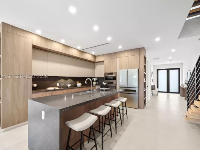 Продажа дома по адресу 1431 SW 20th St - фото 9378655