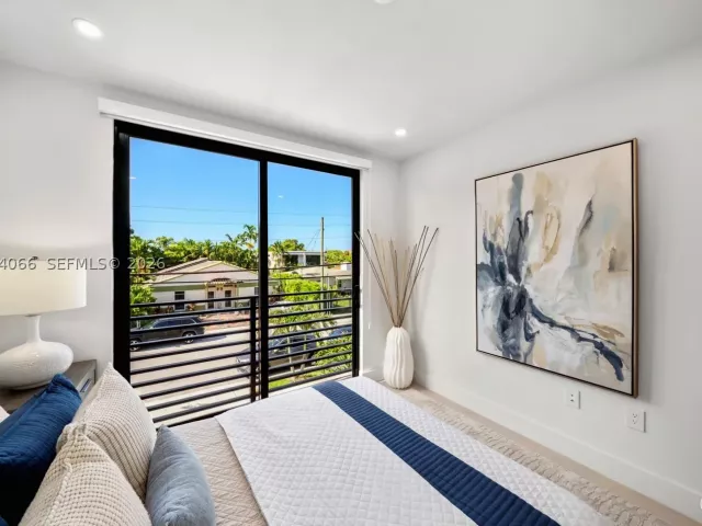 Продажа дома по адресу 1431 SW 20th St - фото 9378667