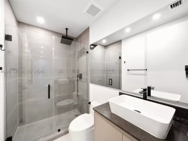 Продажа дома по адресу 1431 SW 20th St - фото 9378668