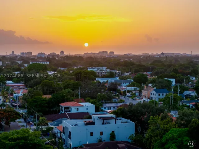 Продажа дома по адресу 1431 SW 20th St - фото 9378692