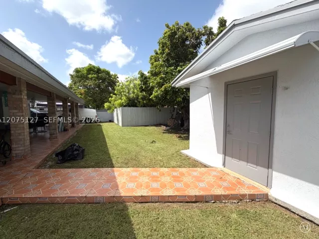Продажа дома по адресу 15322 SW 144th Pl - фото 9365624