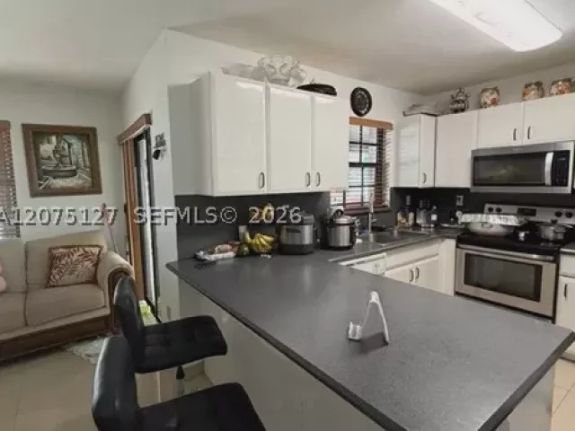 Продажа дома по адресу 15322 SW 144th Pl - фото 9365604