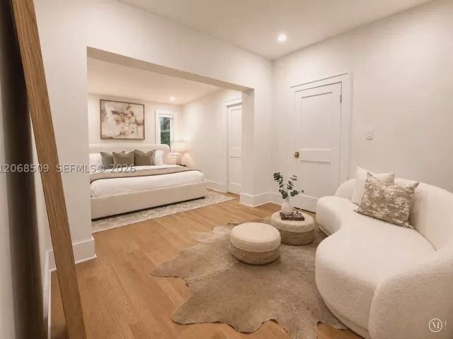 Продажа дома по адресу 829 Genoa St - фото 9369347