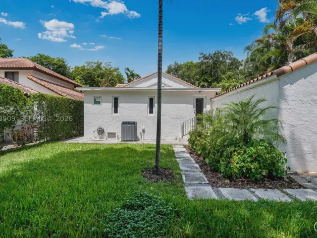 Продажа дома по адресу 829 Genoa St - фото 9369355