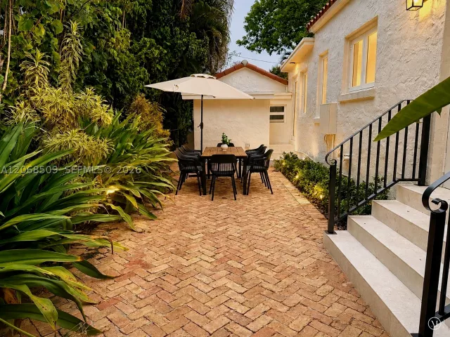Продажа дома по адресу 829 Genoa St - фото 9369339