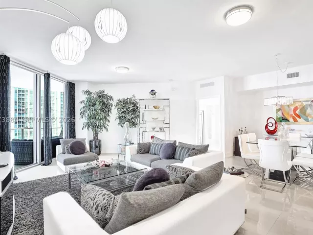 Квартира в аренду номер - фото 9350396