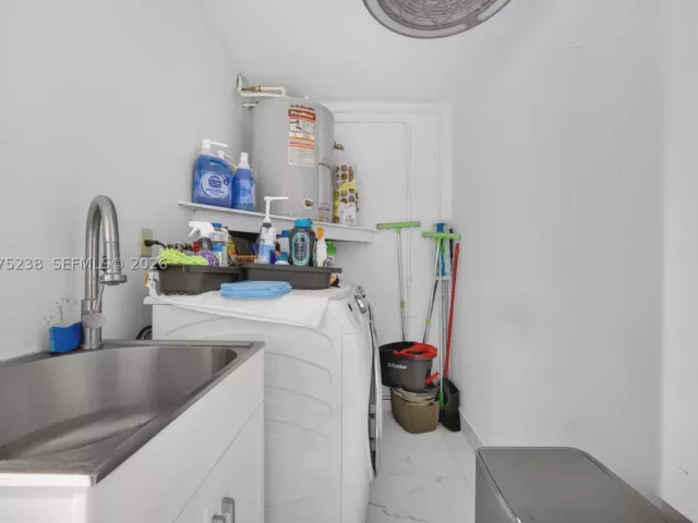 Продажа дома по адресу 15401 SW 144th Ave - фото 9349624