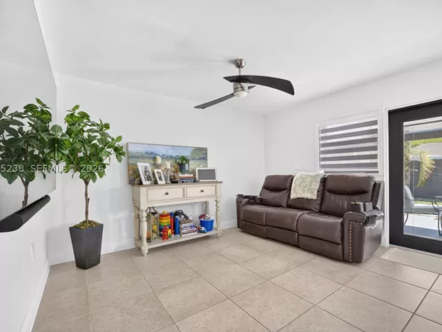 Продажа дома по адресу 15401 SW 144th Ave - фото 9349628