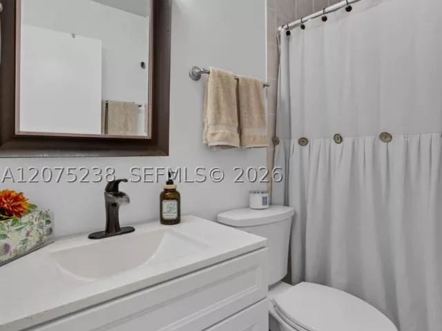 Продажа дома по адресу 15401 SW 144th Ave - фото 9349640