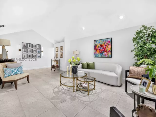 Продажа дома по адресу 15401 SW 144th Ave - фото 9349621