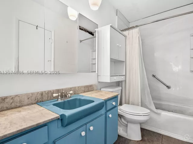Продажа дома по адресу 5710 SW 89th Ave - фото 9350133