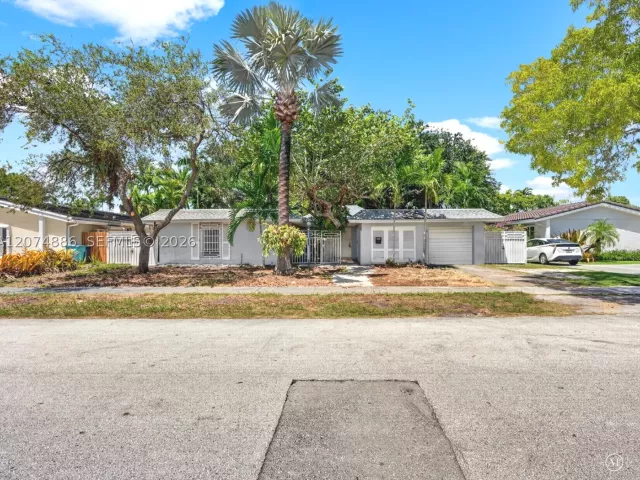 Продажа дома по адресу 5710 SW 89th Ave - фото 9350144