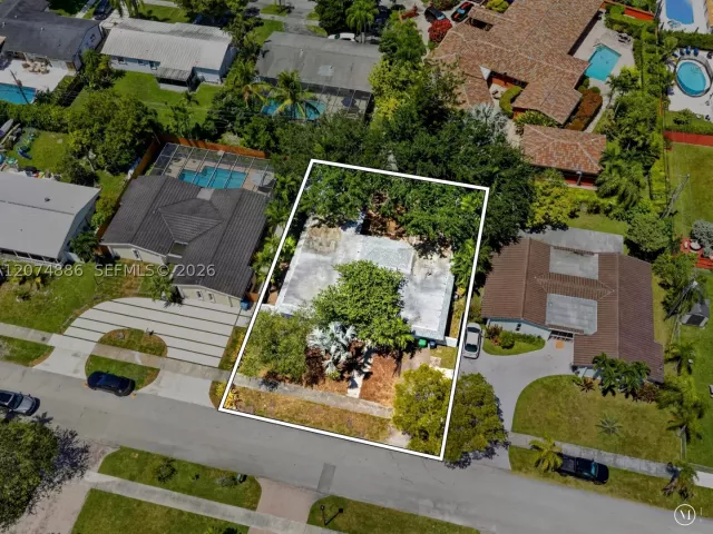 Продажа дома по адресу 5710 SW 89th Ave - фото 9350153