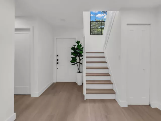Продажа дома по адресу 176 NW 106th Terrace - фото 9375926