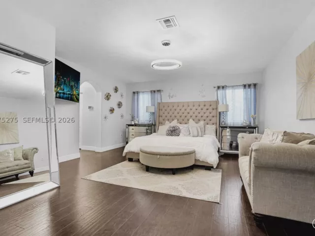 Продажа дома по адресу 2150 NW 16th Pl - фото 9350564