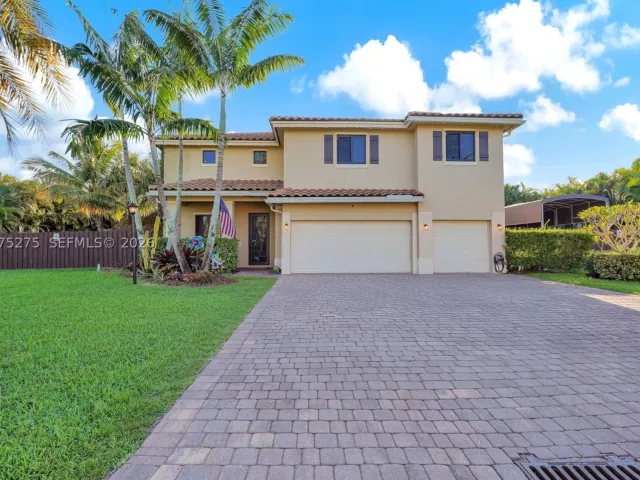 Продажа дома по адресу 2150 NW 16th Pl - фото 9350532