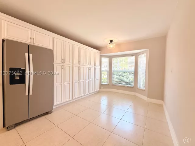 Продажа дома по адресу 1140 Oysterwood St - фото 9353774