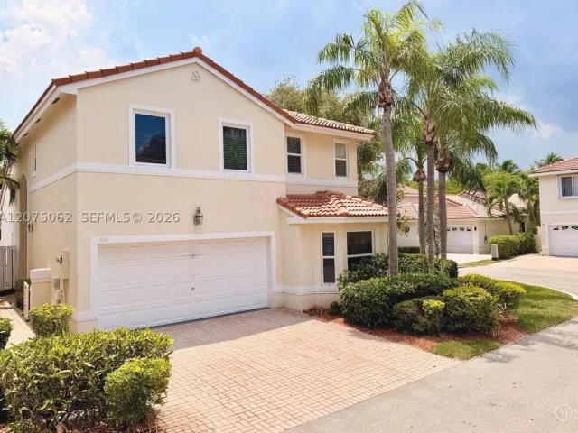 Продажа дома по адресу 1140 Oysterwood St - фото 9353796