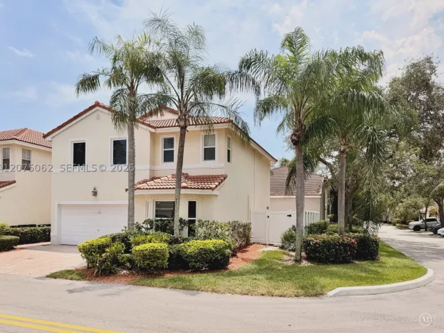 Продажа дома по адресу 1140 Oysterwood St - фото 9353798
