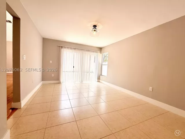 Продажа дома по адресу 1140 Oysterwood St - фото 9353769