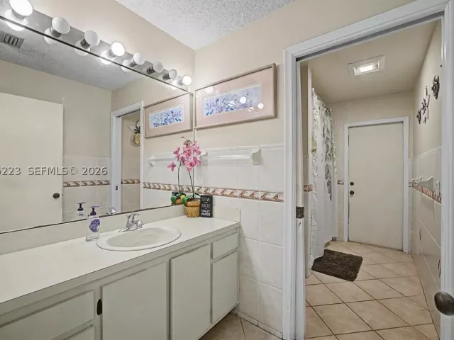 Продажа дома по адресу 16880 SW 278th St - фото 9359835