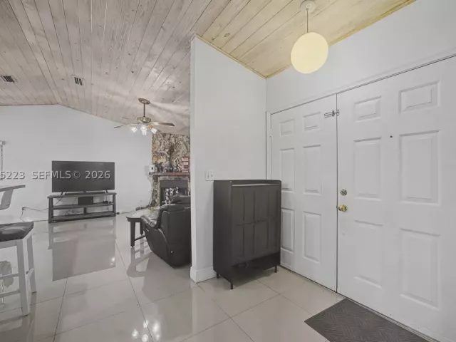 Продажа дома по адресу 16880 SW 278th St - фото 9359822
