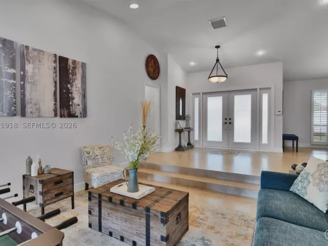 Продажа дома по адресу 13241 SW 104th Ave - фото 9372384