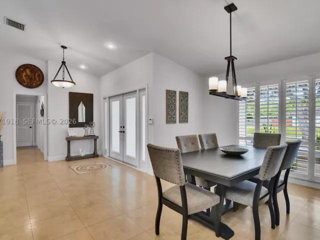 Продажа дома по адресу 13241 SW 104th Ave - фото 9372386