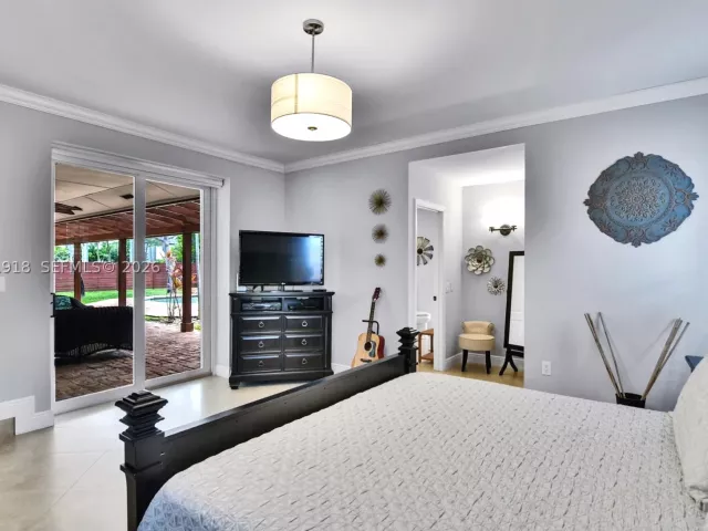 Продажа дома по адресу 13241 SW 104th Ave - фото 9372403